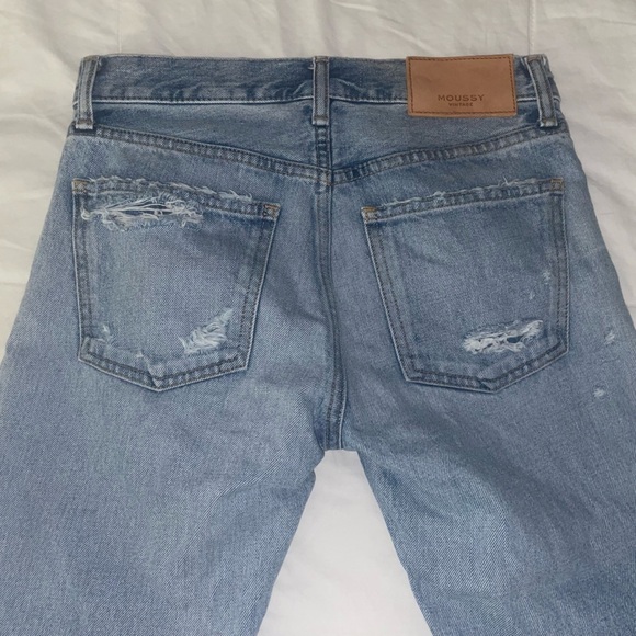 Moussy Vintage Creston Distressed Tapered Jeans 24 Light Wash Raw Hem Classic - Picture 6 of 14